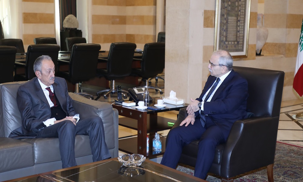 تعيين السفير سيمون كرم في لجنة الميكانيزم ... هل يعني أن الخطر زال عن لبنان ؟