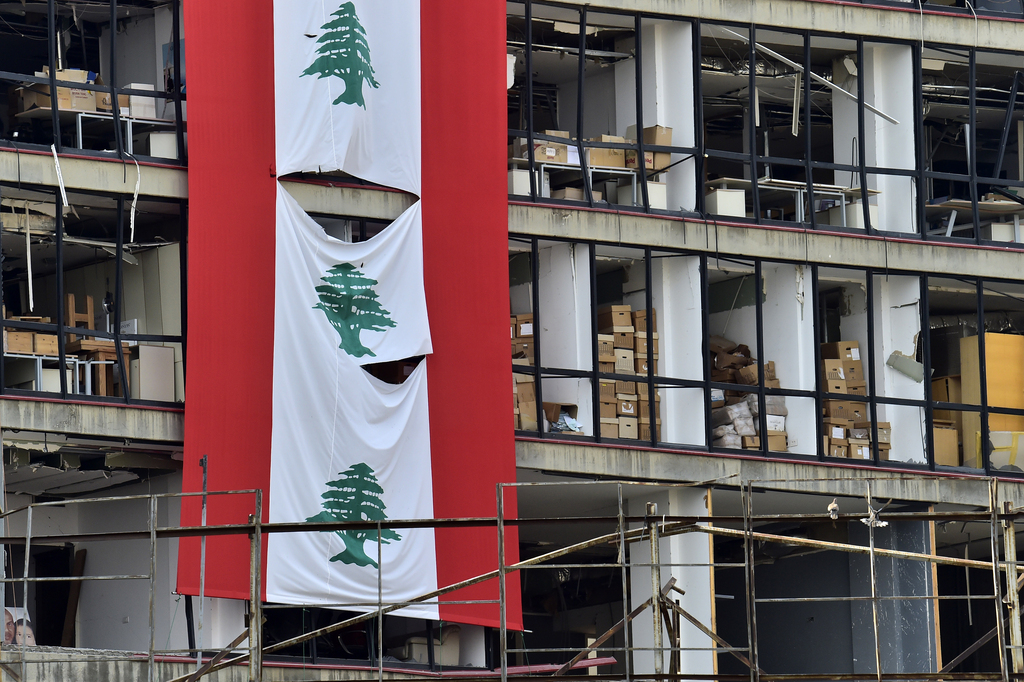 مشروع التسوية بين الداخل والخارج : أي حلول للأزمة اللبنانية؟