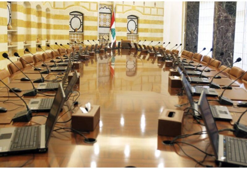 بعد العودة الى اجتماعات مجلس الوزراء ... هل سينجح مجلس الورزاء في معالجة الازمات التي يعاني منها اللبنانيون؟