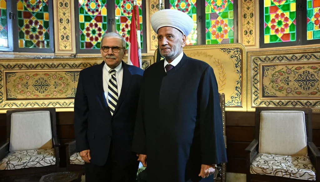 أهل السنة في لبنان محور الاستقرار..